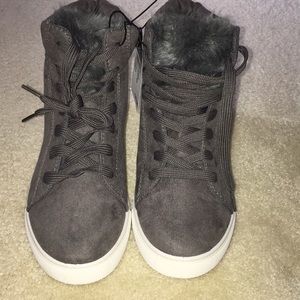 Rue21 high top sneakers